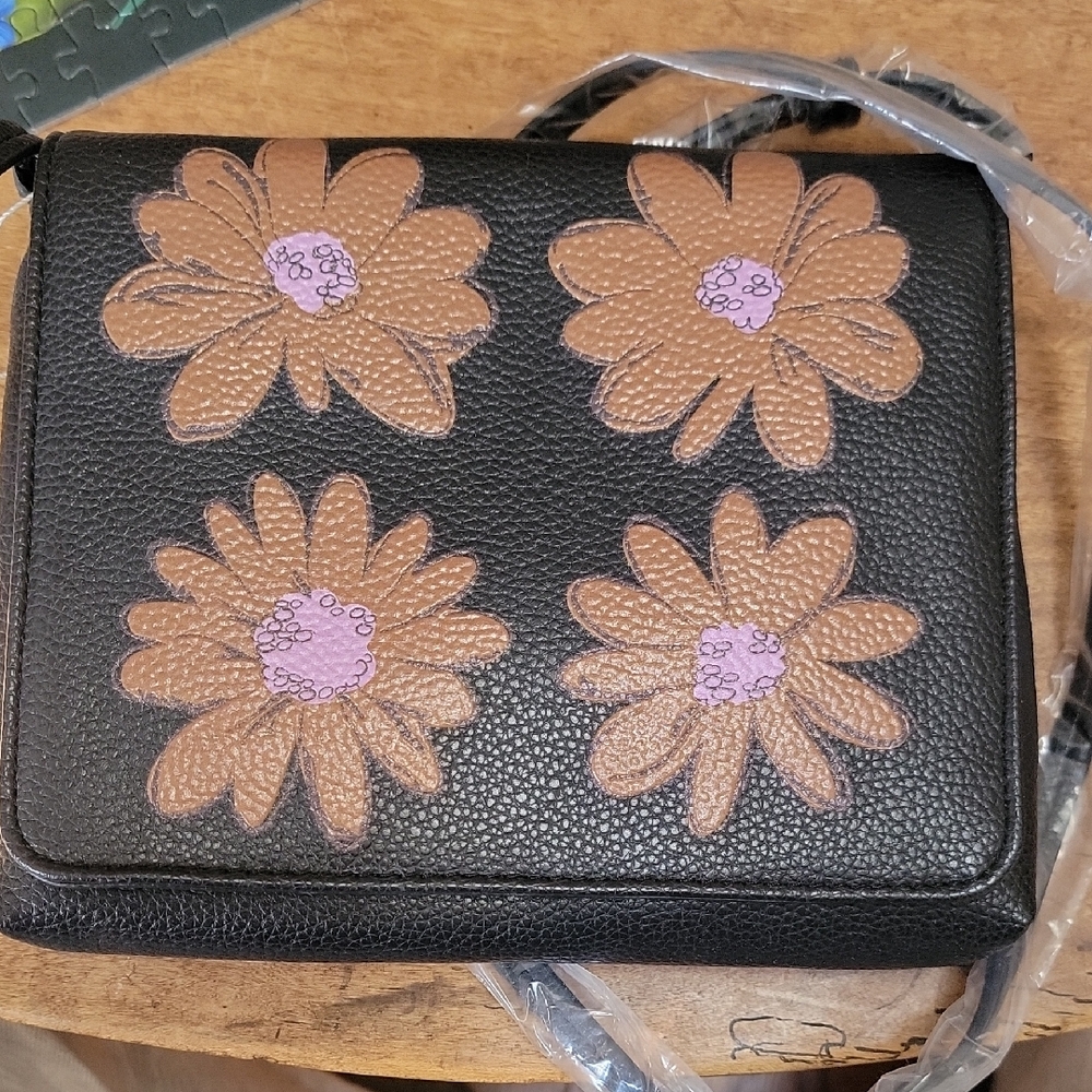 NEW Vera Bradley Floral Black and Brown Women's Bag